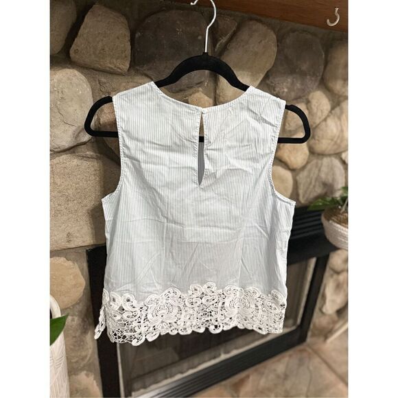 Belle Vere Top - Picture 3 of 8